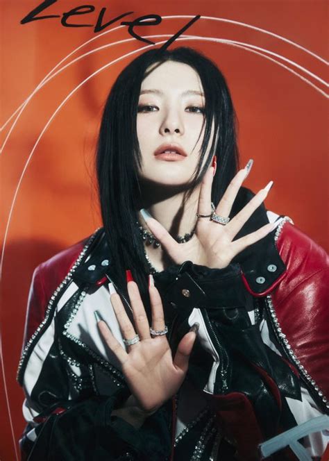 Seulgi (Red Velvet, Girls On Top) Profile (Updated!) .
